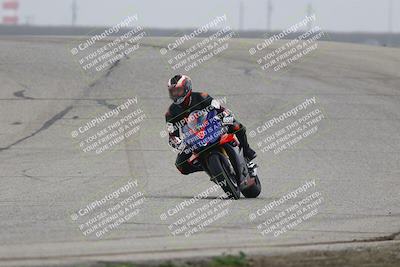 media/Nov-29-2025-TrackDaz (Sat) [[10ae2d9bce]]/B Group/Session 3 (Outside Grapevine)/